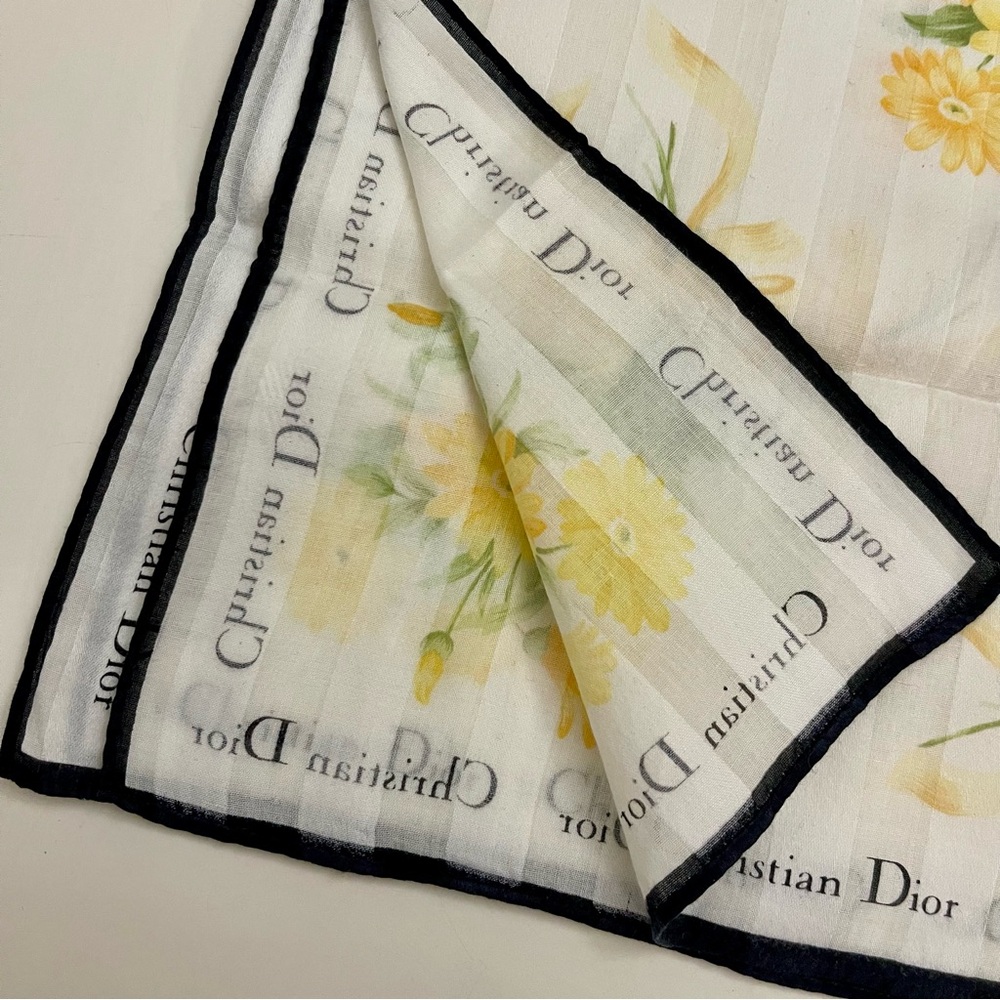 Vtg Christian Dior Yellow Floral Handkerchief - 18x18 Pocket Square - Picture 7 of 9
